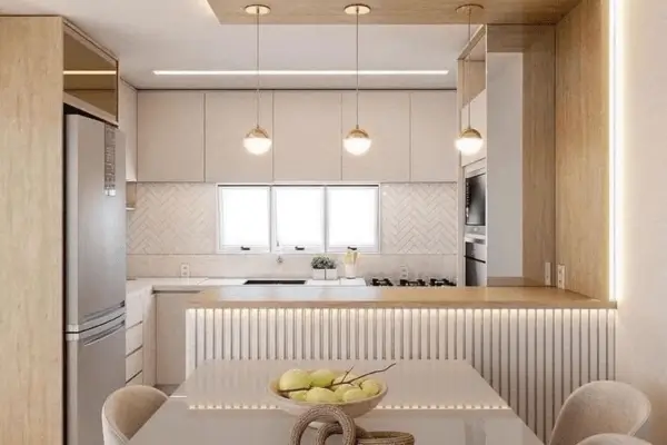 Cozinha Pequena, Iluminação de Expert: Guia Completo para Evitar Erros Comuns